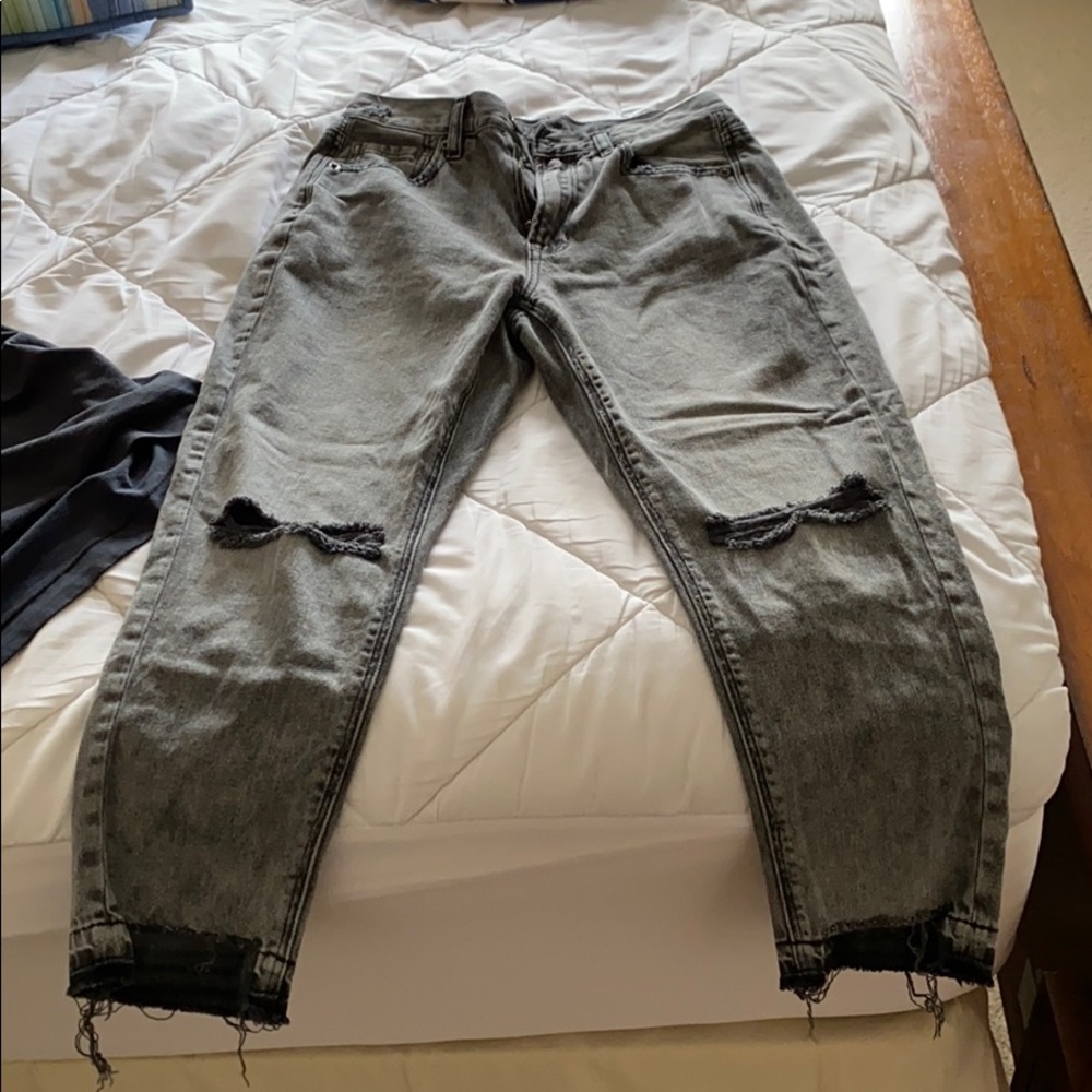 American Eagle Mom Jeans